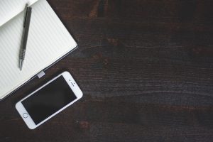 apple, iphone, notebook-1841553.jpg